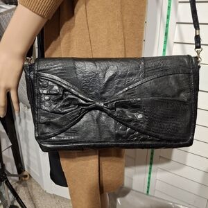 Hr vivalee Black leather croc Embossed crossbody shoulder bag 13"x9"